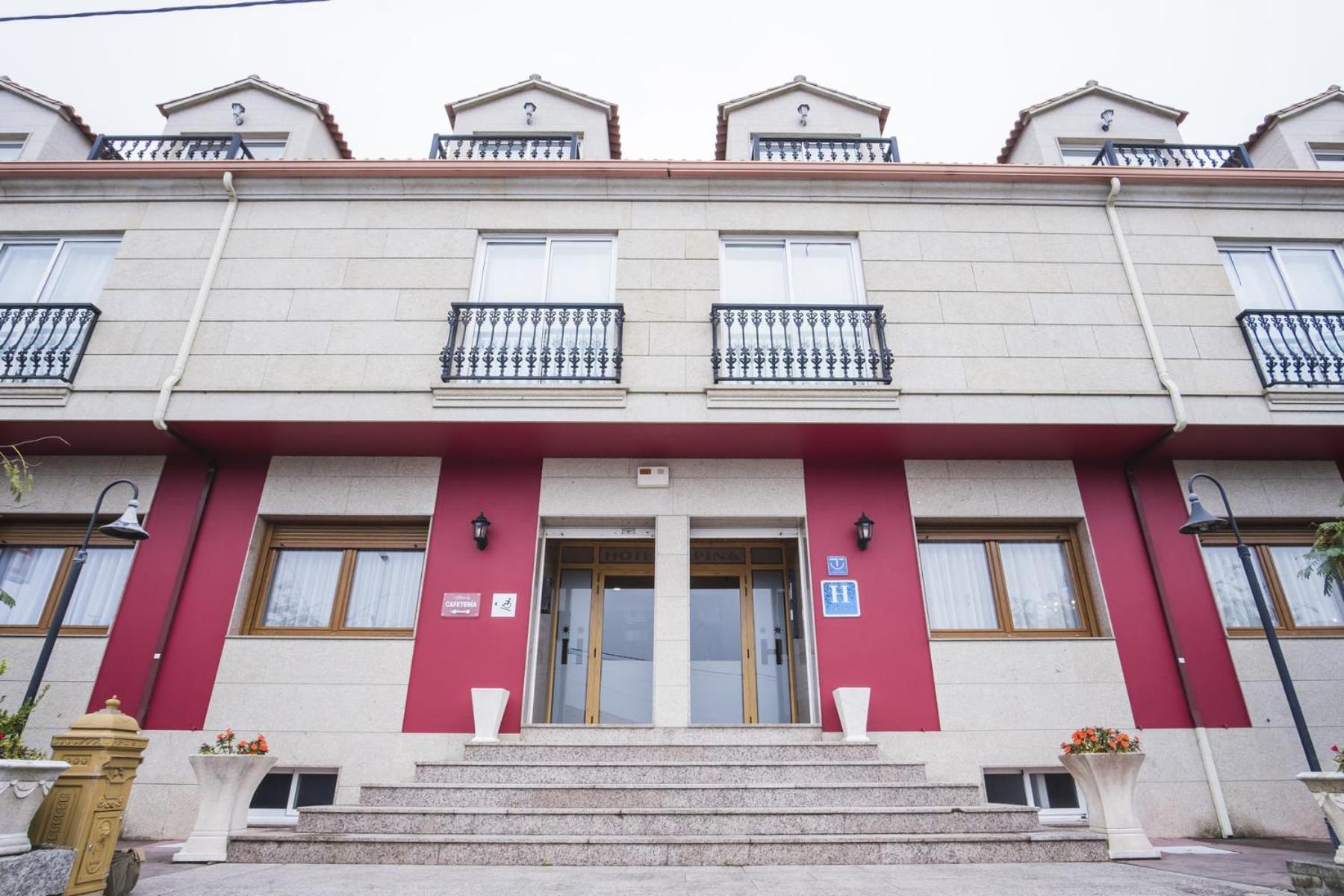 Alda Alpina Hotel Villanueva De Arosa Exterior photo